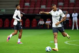 勵和讚譽 勵和讚譽